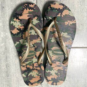 Havaianas Green Camo Flip Flops Sandals Size 9/10W
